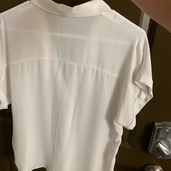 Blouse - Picture 2 of 3